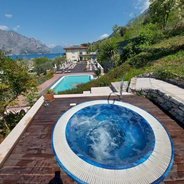 Villa Treccani Apartments Malcesine