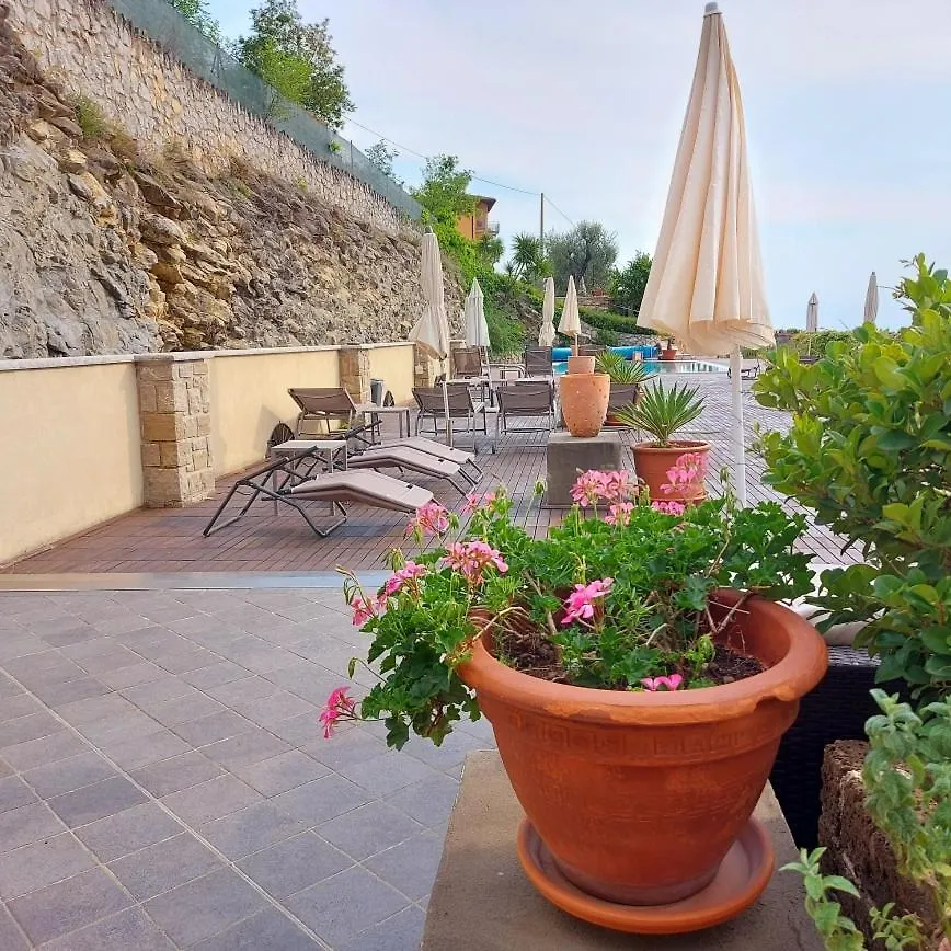 Aparthotel Villa Treccani Apartments Malcesine