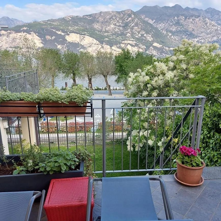 Aparthotel Villa Treccani Apartments Malcesine