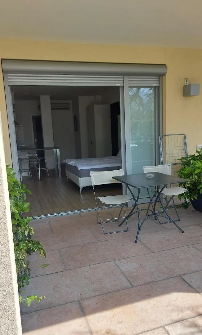 Villa Treccani Apartments Malcesine 3*,  Italy
