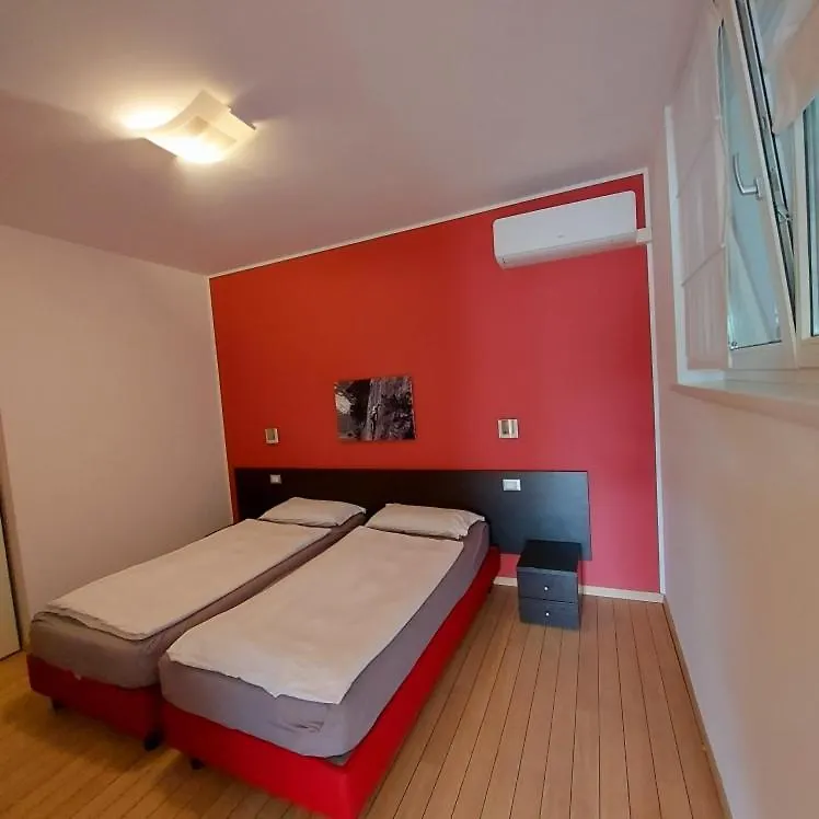 Aparthotel Villa Treccani Apartments Malcesine