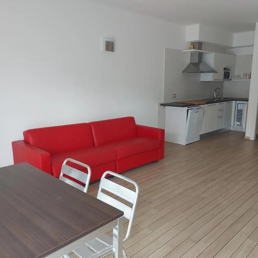 *** Aparthotel Villa Treccani Apartments Malcesine Italia