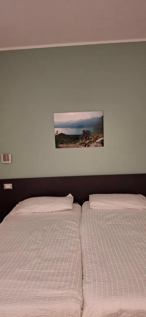 Villa Treccani Apartments Malcesine 3*,  Italy