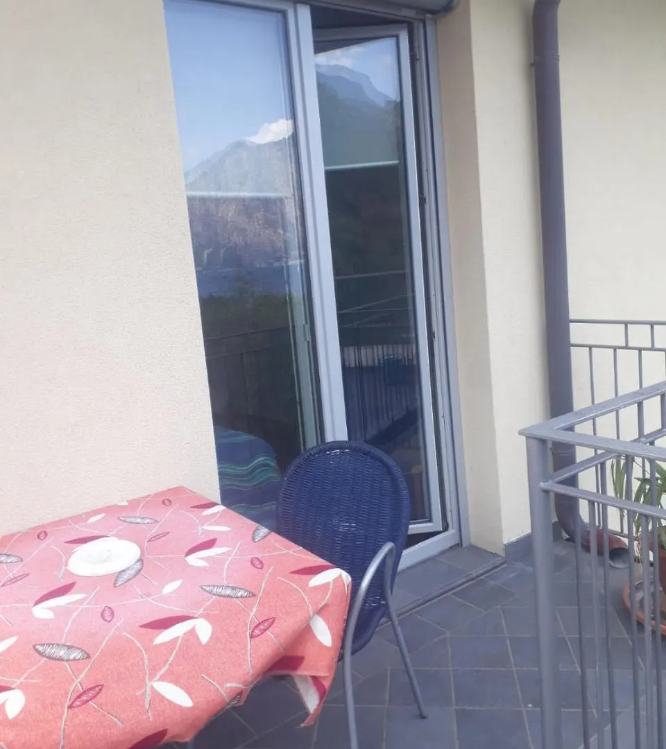 *** Aparthotel Villa Treccani Apartments Malcesine Italia