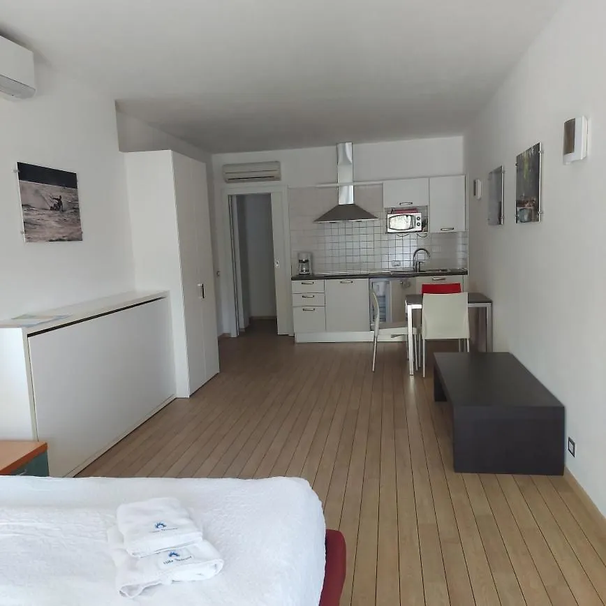 Villa Treccani Apartments Malcesine 3*,  Italien