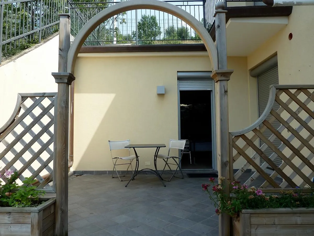 Villa Treccani Apartments Malcesine 3*,  Italien